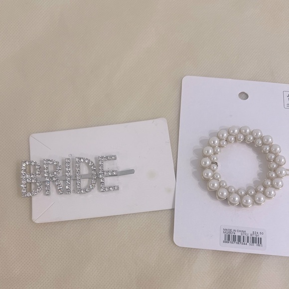 Bridal Hair Clip Accessories - Picture 7 of 7